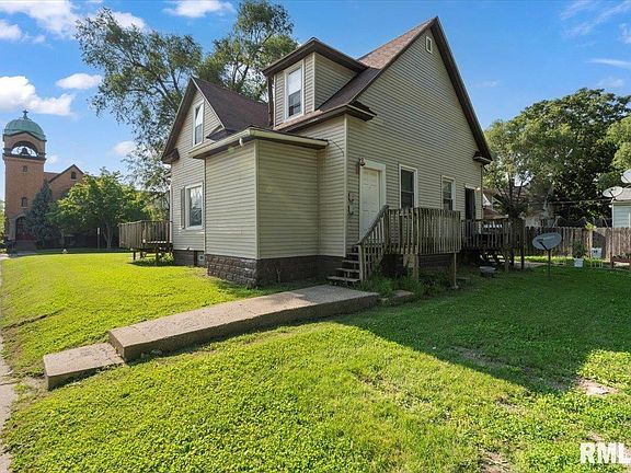 4th image of 1045-1047 12th St