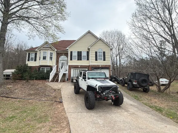 15 Indian Valley Way, Rydal, GA 30171