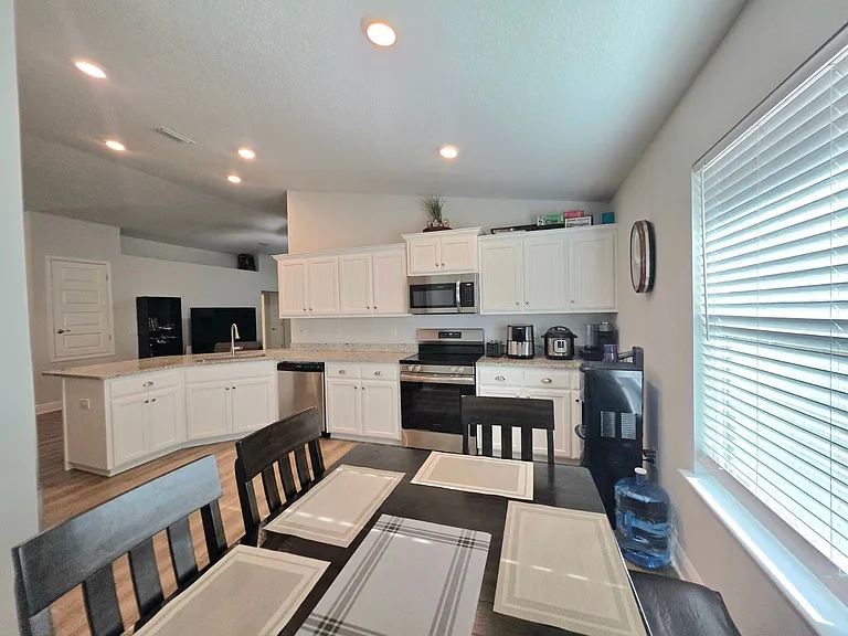 12139 Emerald Heights Ln — Photo 10