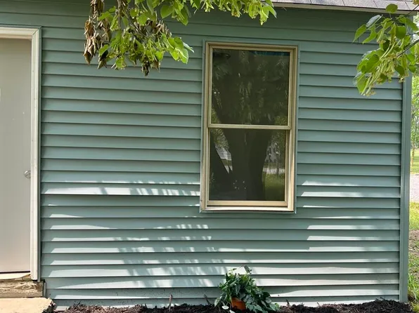 811 Boggs Ave, Fort Wayne, IN 46819
