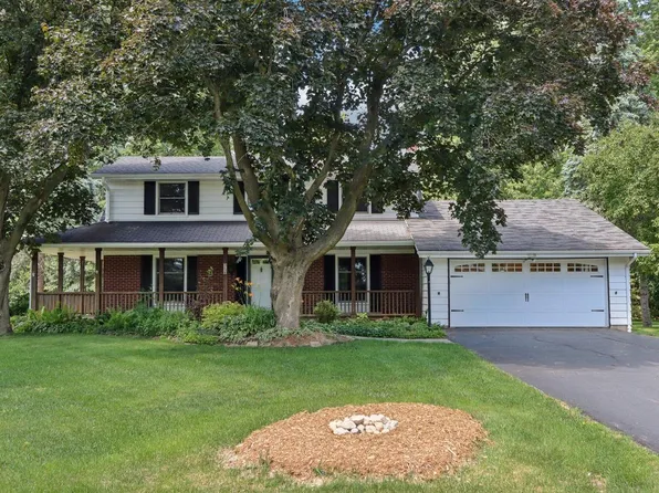 3158 Skyline DRIVE, Hubertus, WI 53033