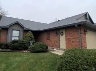 385 Weathersfield Dr, Dayton, OH