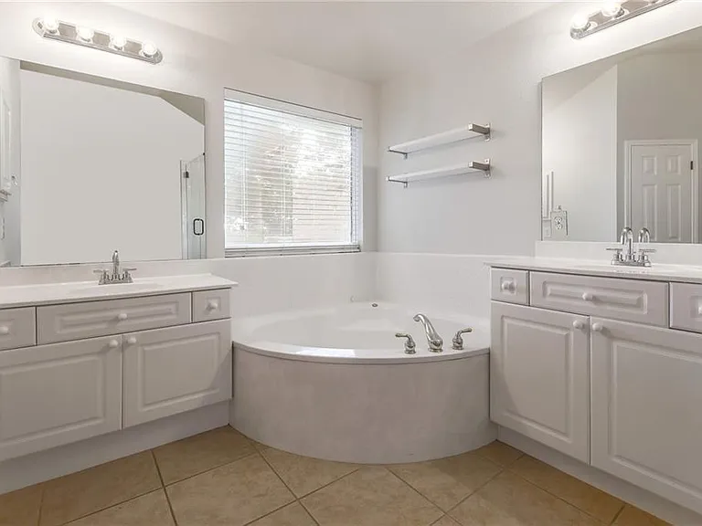 7116 Black Rock Bnd — Photo 20