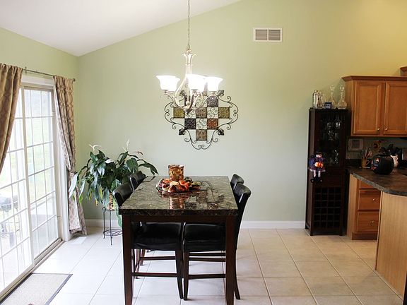 5th image of 2216 Bremmerton Dr