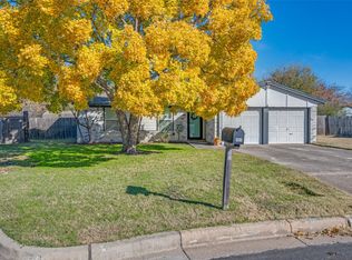751 Tumbleweed Ct, Fort Worth, TX 76108