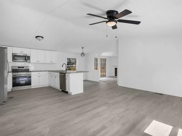 1412 Century Cir, Saint Augustine, FL 32084