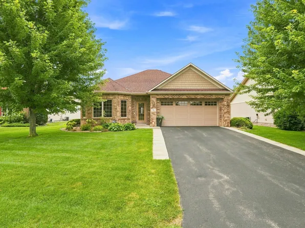 76 Quail Cir, Hudson, WI 54016