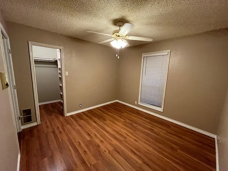 1802 Fairfax Cir — Photo 6