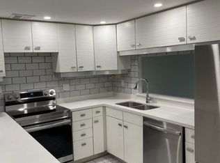 65 Skymark Dr #2403, Toronto, ON M2H 3N9