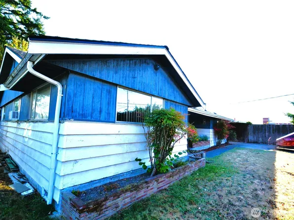 14654 3rd Avenue SW, Burien, WA 98166