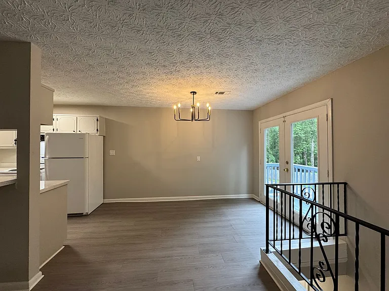 662 Bellemeade Dr — Photo 4