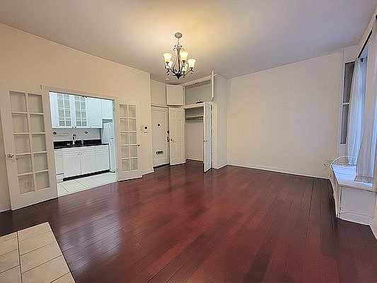 3rd image of 163 E 36th St #2X