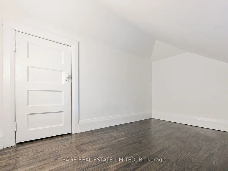 418 Glenlake Ave — Photo 18