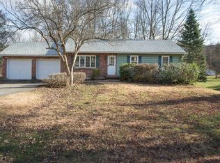 30 Brandy Ln, Wappingers Falls, NY 12590