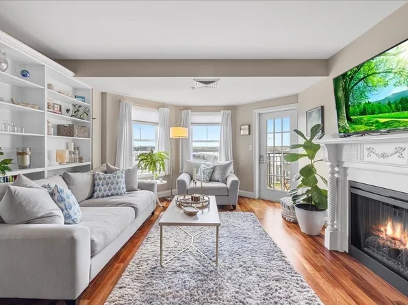 10 Seaport Dr APT 2616, Quincy, MA 02171