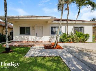 207 SW 15th Ter, Homestead, FL 33030