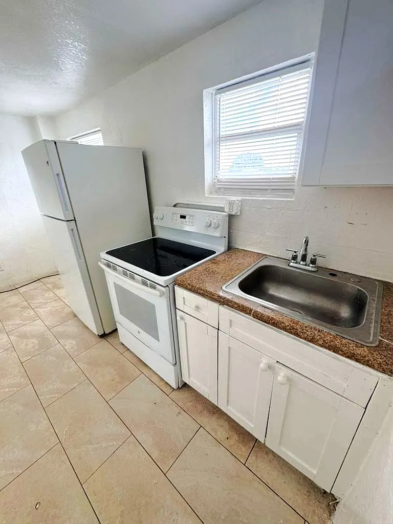 Gw Opa Locka Llc - 11 — Photo 2
