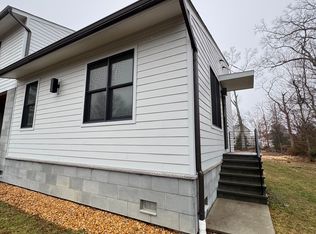 7734 Schelhorn Rd, Alexandria, VA 22306