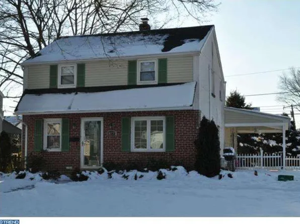 877 Quaint St, Secane, PA 19018
