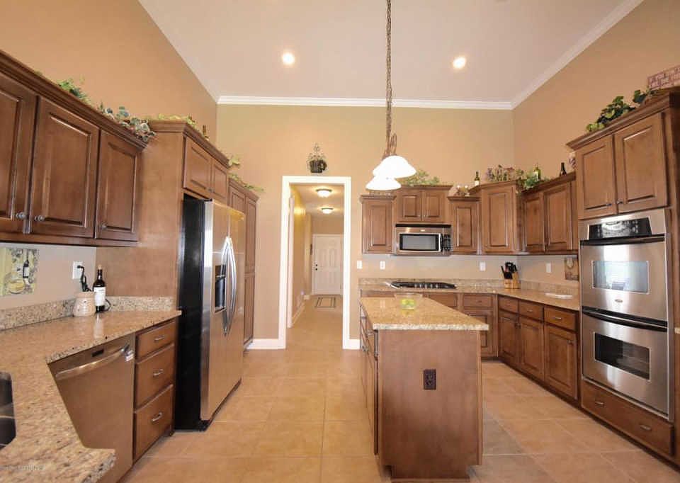 1st image of 2931 Summer Oaks Pl