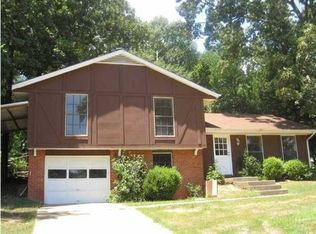 563 Hickory Grove Rd, Millbrook, AL 36054