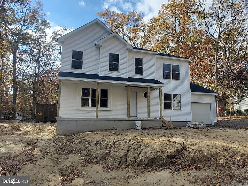 2nd image of 15 Vine St