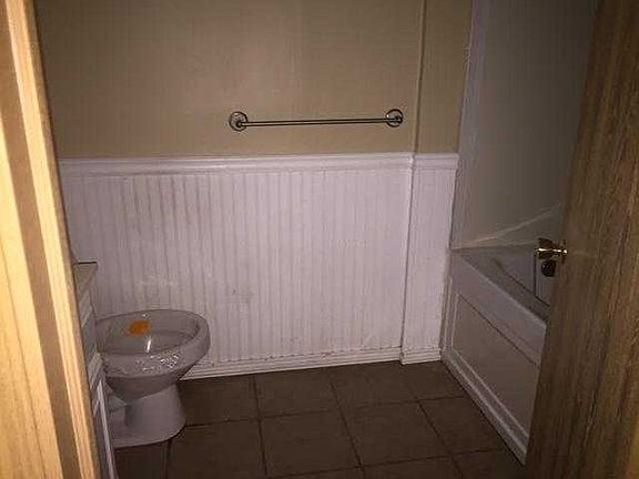 lower level bath