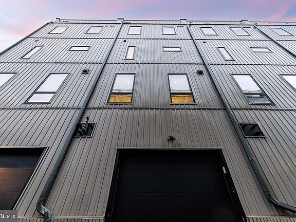 5th image of 1104 McKean St