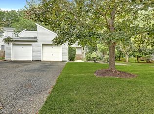 15 Krenkel Ct, Flemington, NJ 08822