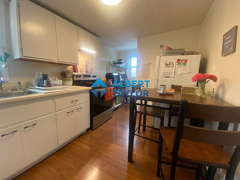 1st image of 49 Boylston St APT 1