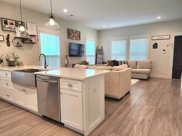6219 Forest Pines Dr — Photo 5