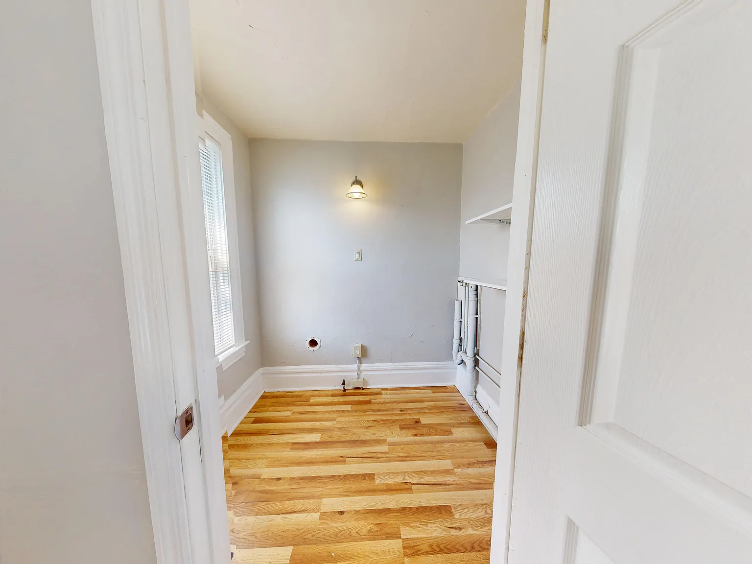 3 bed, $1,095 — Photo 3