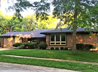 1294 Beaver Creek Rd, Chesterfield, MO 63017