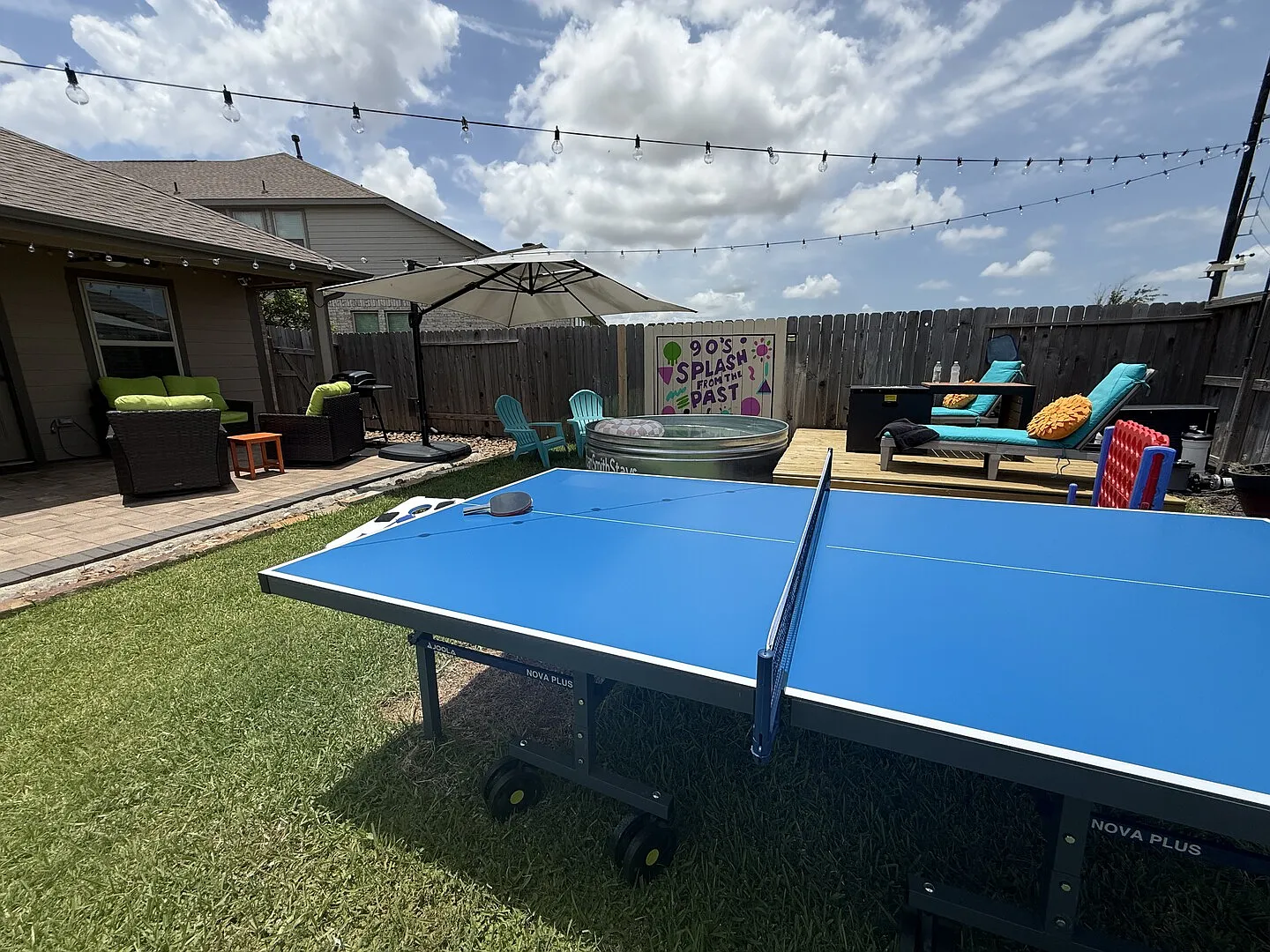 Charming Retro Retreat | Spa Pool | Arcade Room | Spacious — Photo 3