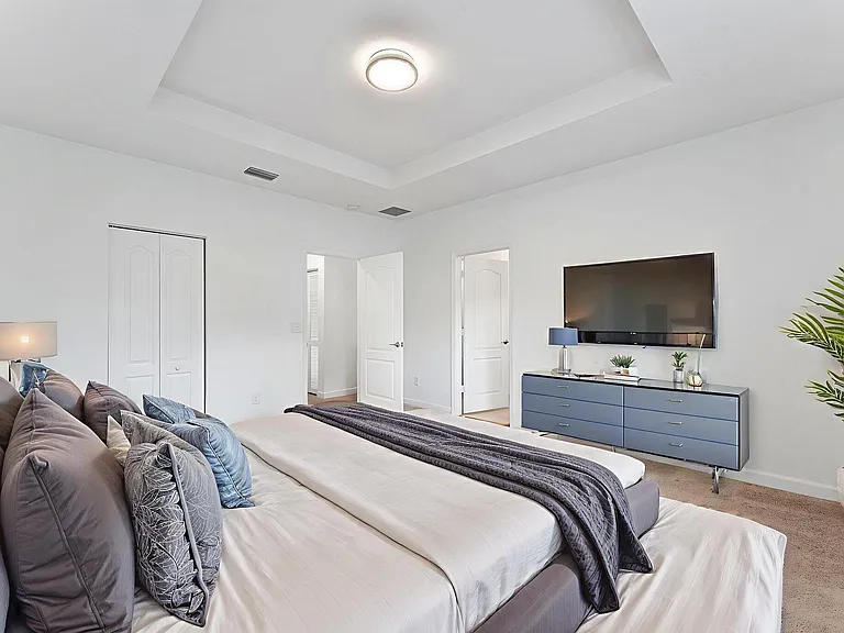12756 Anthorne Ln — Photo 23