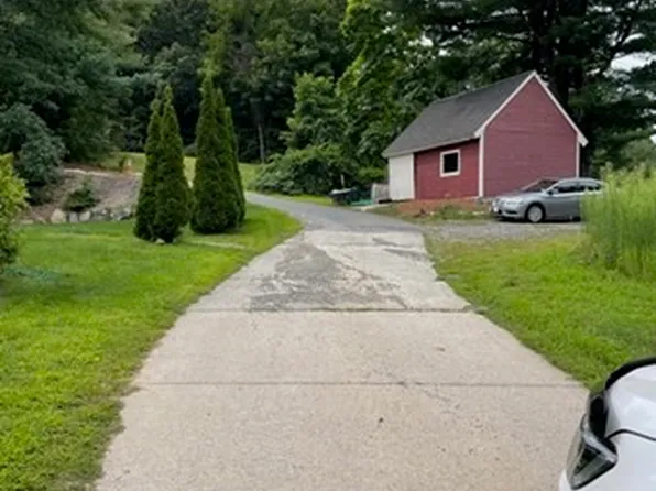 61 Washington St #2, Groveland, MA 01834