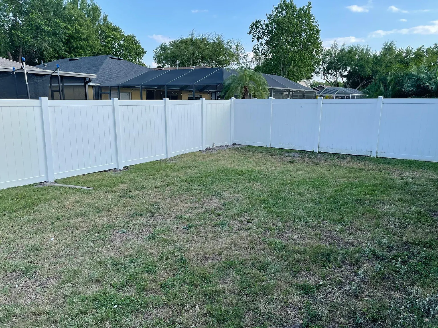 4 bed, 2055 sqft, $2,500 — Photo 2