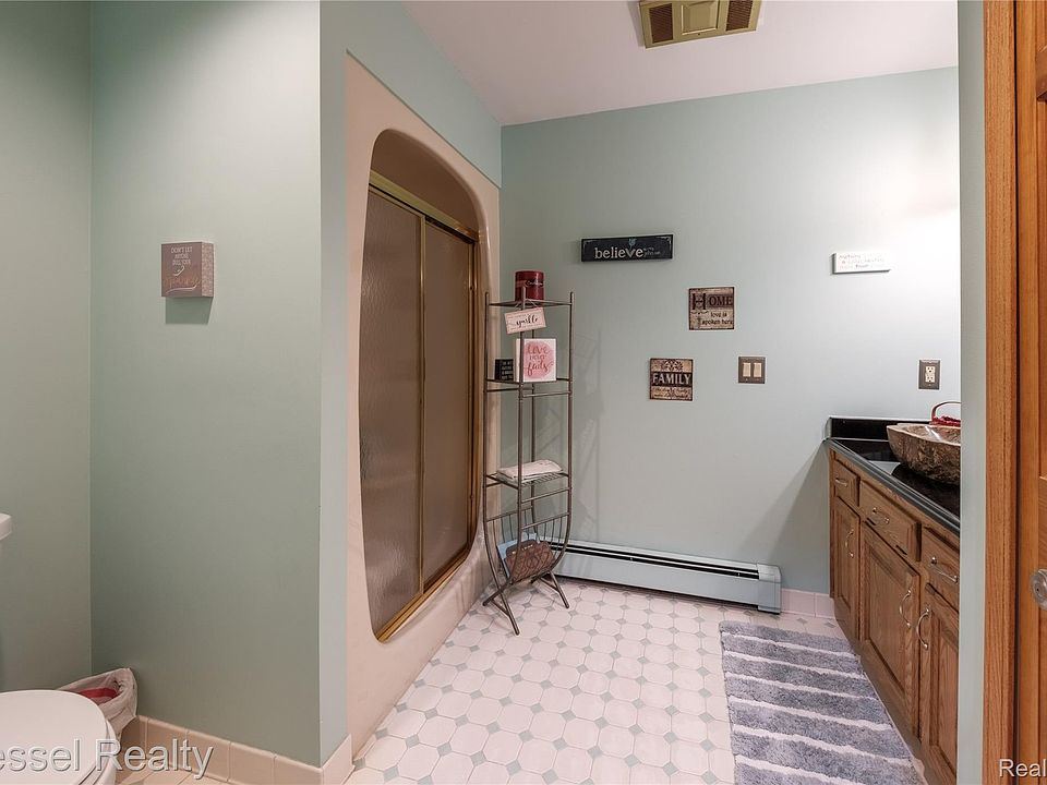 9961 Dolan Rd, photo 30