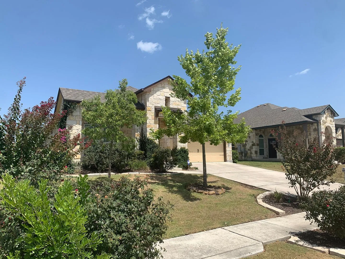 3/2 House with an Office in North Ranch Estates / Fridge, Washer, Dryer Included / Amazing Back Y... — Photo 2