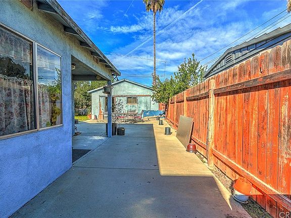 5th image of 22027 Leadwell St