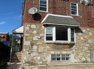 2431 Vista St, Philadelphia, PA 19152