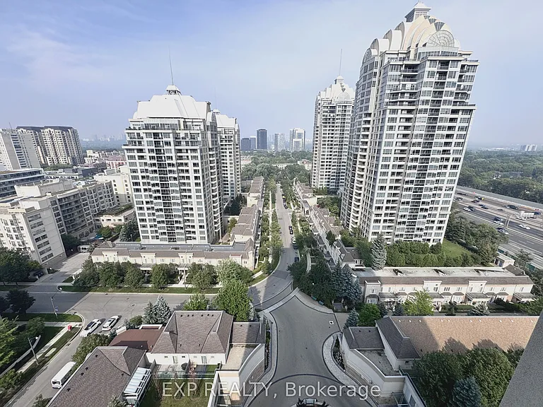 17 Barberry Pl #1803 — Photo 2