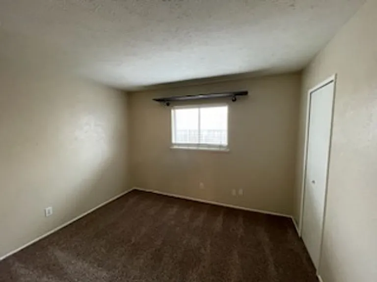 821 Stone Trail Dr — Photo 24