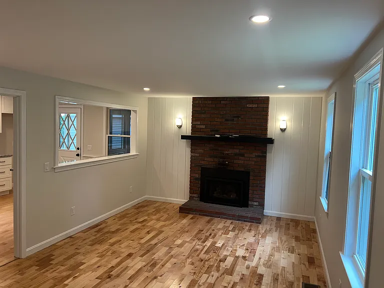 749 South St — Photo 9