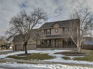 17461 R St, Omaha, NE 68135