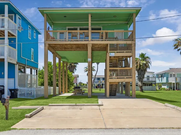 11216 Reagor Way, Galveston, TX 77554