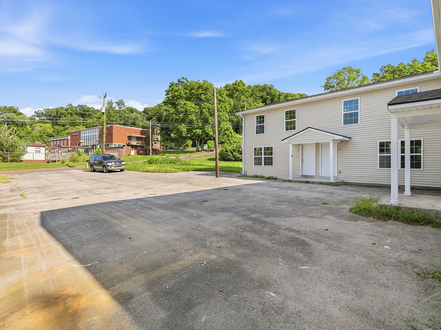 2415 NW Piedmont St — Photo 3