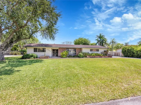 9760 SW 119th St, Miami, FL 33176