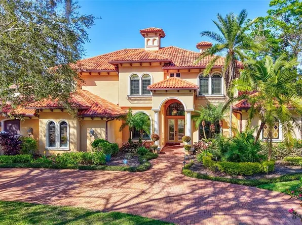 16205 Sierra De Avila, Tampa, FL 33613