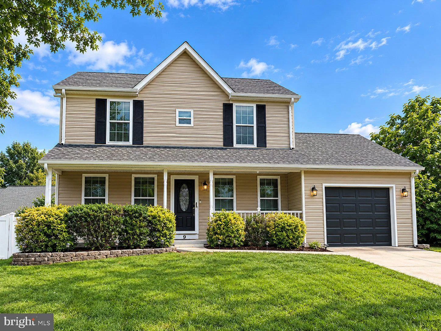 3 bed, 2.5 bath, 1568 sqft, $2,900 — Photo 1